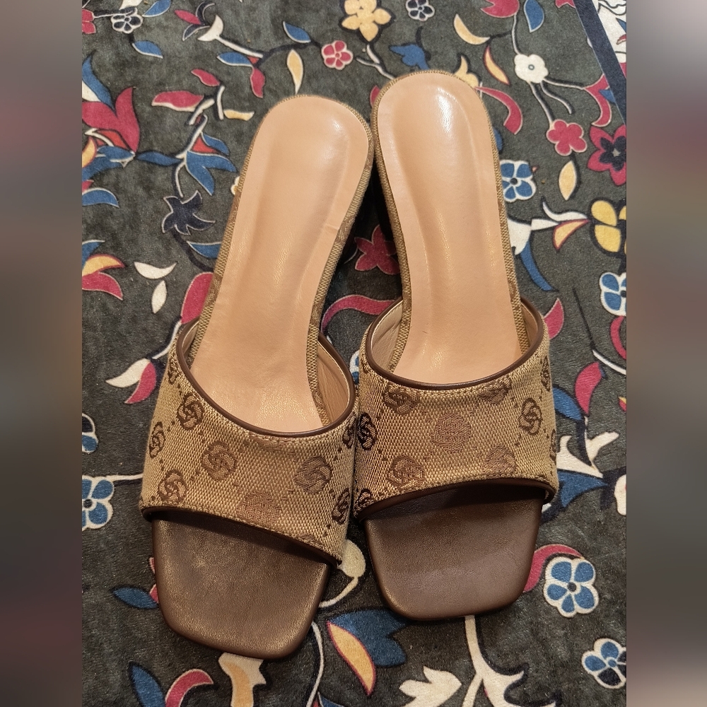 Tan Patterned Slide Sandals